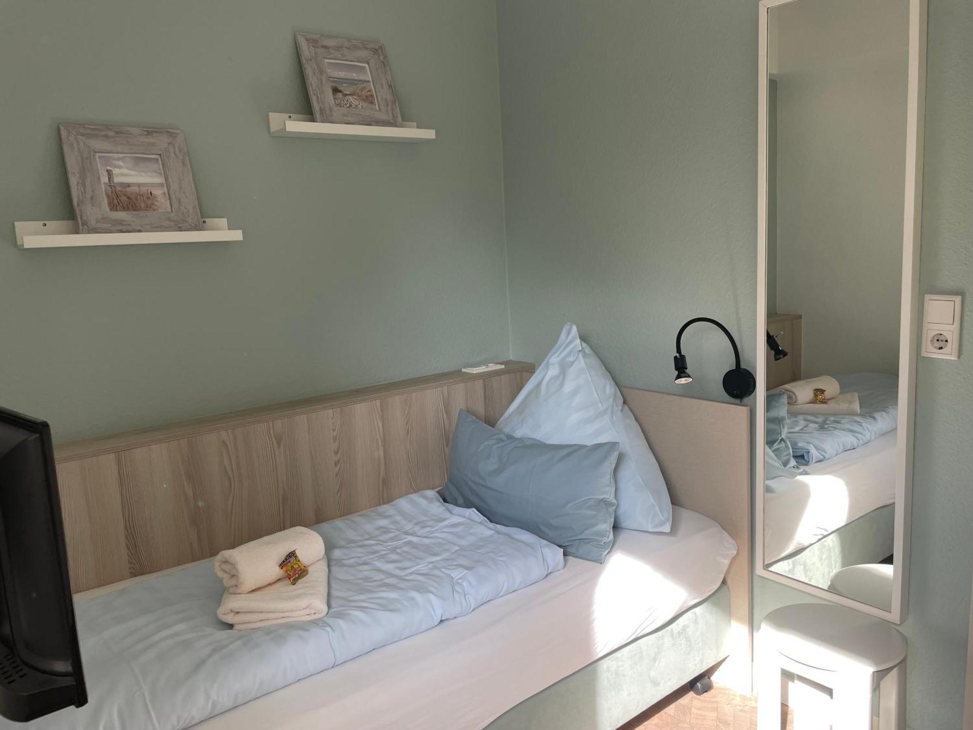 Hotel Garni Goldener Anker Greetsiel Εξωτερικό φωτογραφία